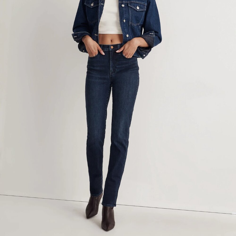 Madewell Tall High-Rise Slim Straight Jeans in Larchley Wash